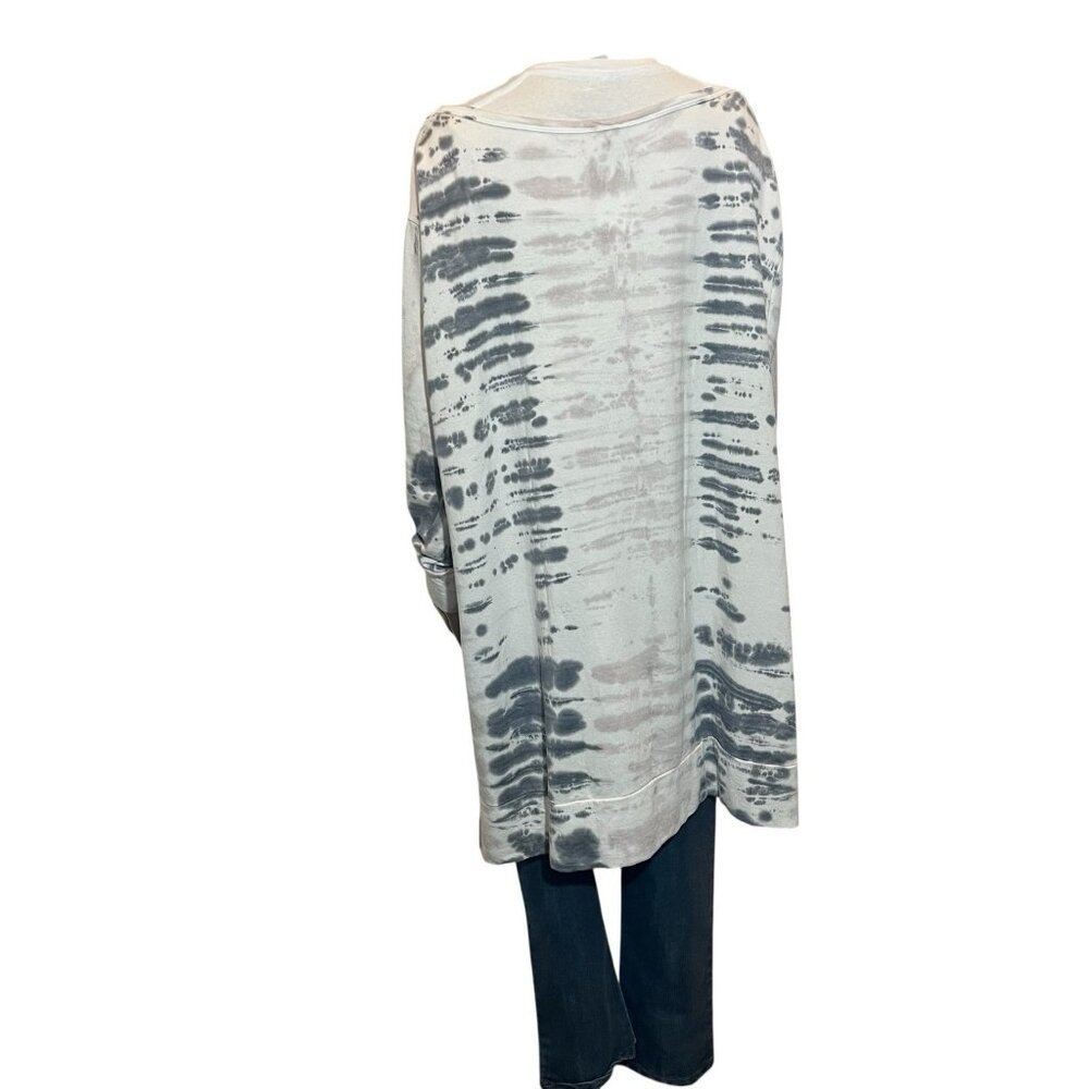 Go Couture Women’s Tunic Hi Low Sweatshirt Gray Tie Dye Size Medium Stretch NWT - Picture 3 of 9